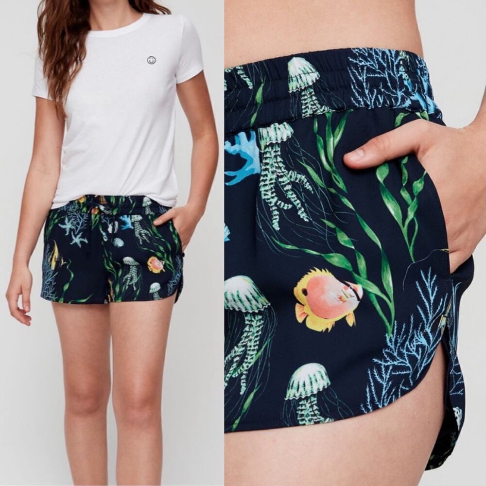 Aritzia Shorts Womens Medium Sunday Best Dolphin Aquatic Shorts
